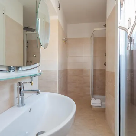 The B Rooftop Apartman *