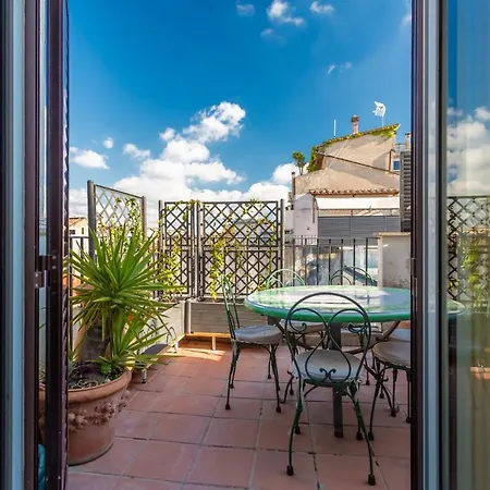 Apartman The B Rooftop Róma