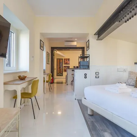 The B Rooftop Apartamento *